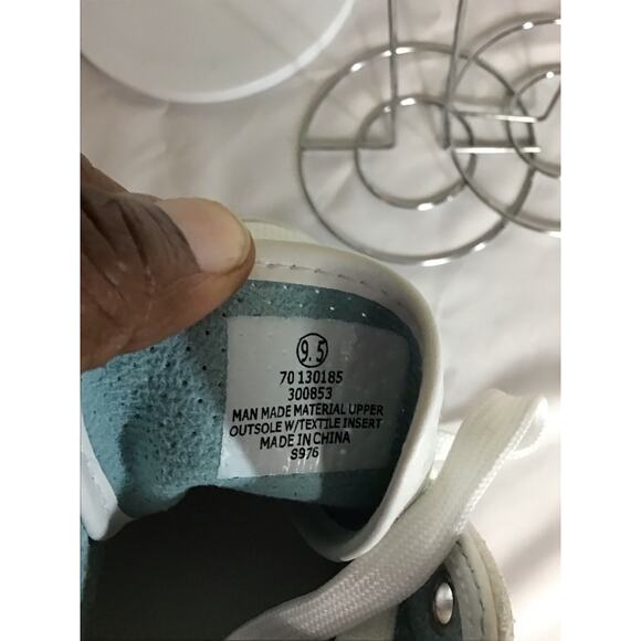 Tommy Bahama Women Comfort Footwear Perforated Lace Up Sneakers Various Sz. NWT - Picture 10 of 12